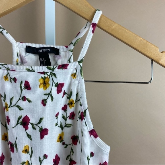 Forever 21 Small 90’s Boho Floral Crop Ruffle Tank Top Lettuce Hem High Neck - Picture 7 of 7